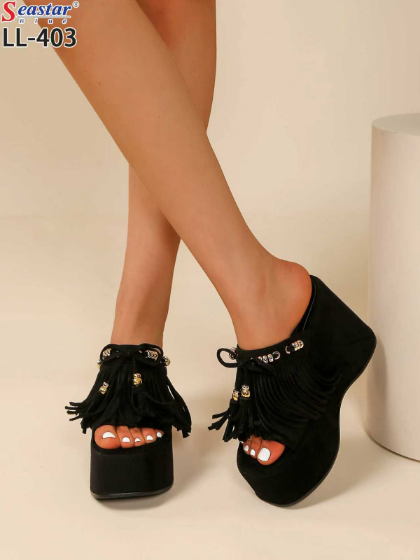  Klapki damskie Roz 36-41 / 12 par